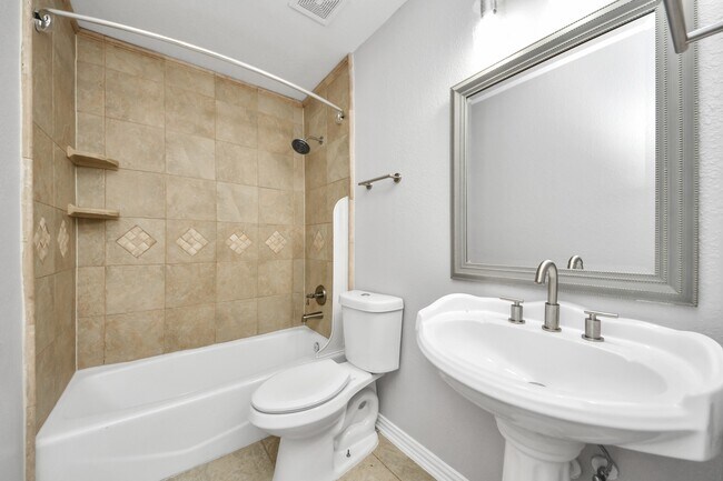 Building Photo - 3815 Pebble Garden Ln