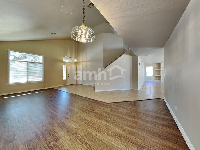 Building Photo - 10406 W Orange Blossom Ln