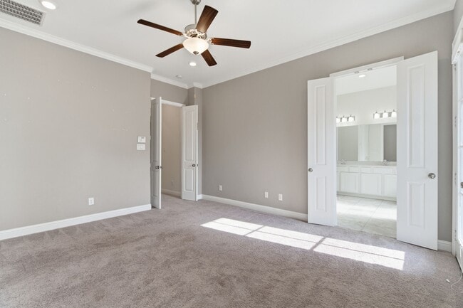 Building Photo - 1413 Adell Rose Ln