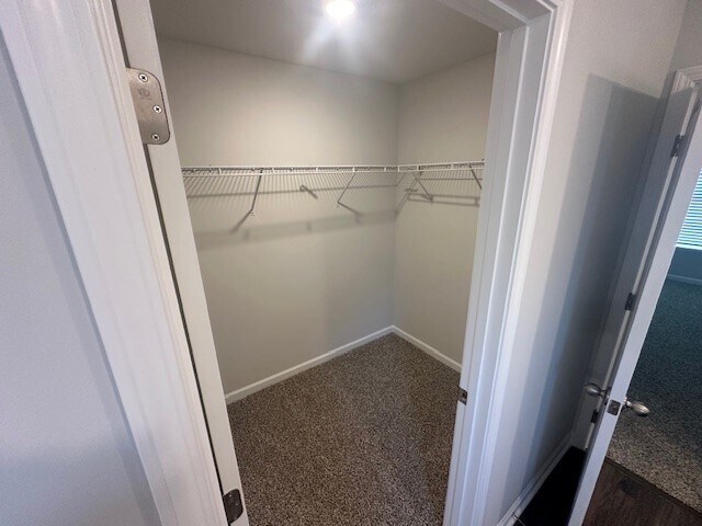 Building Photo - 1512 Heritage Cir SE