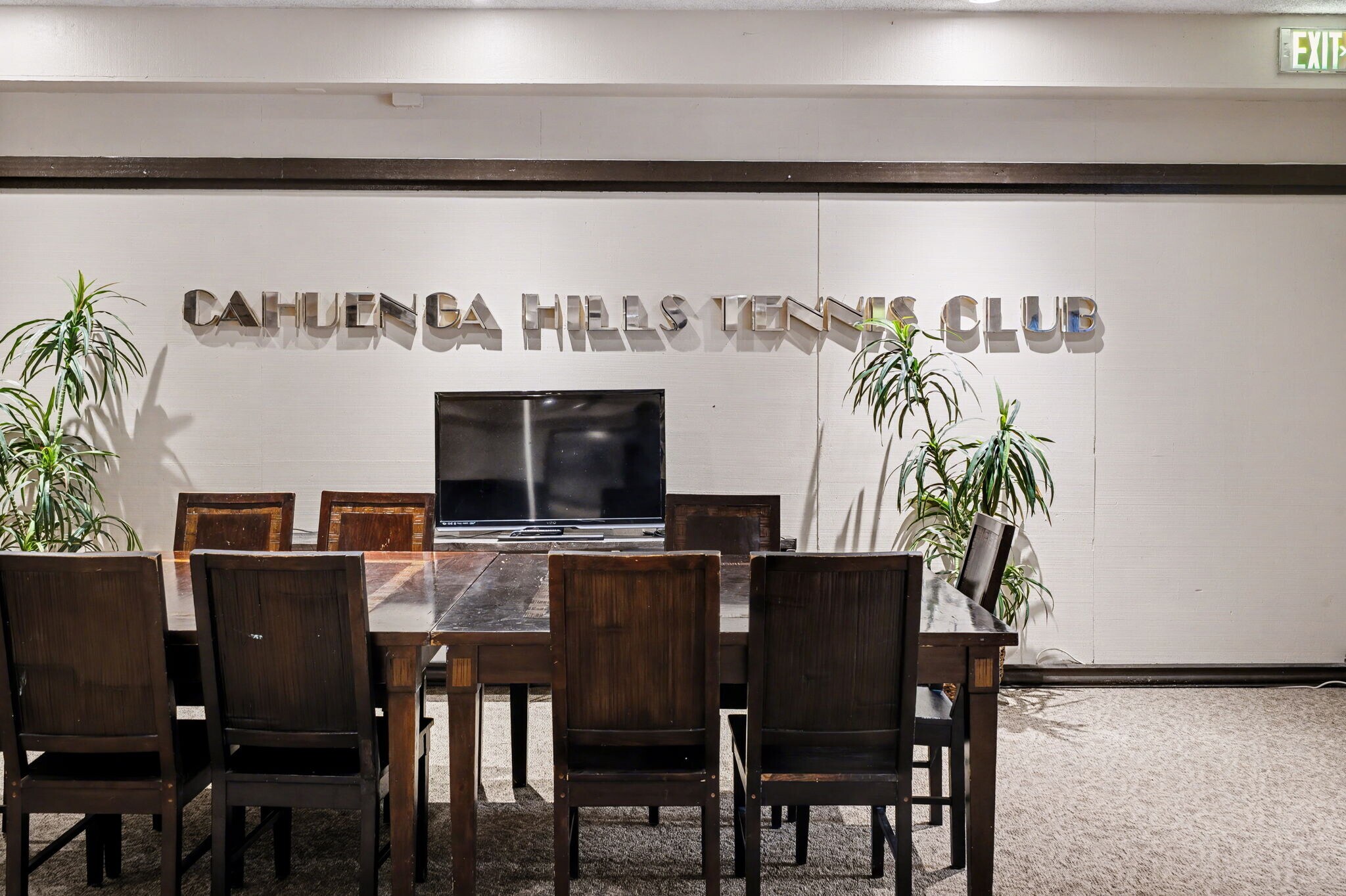 Building Photo - 2700 Cahuenga Blvd E