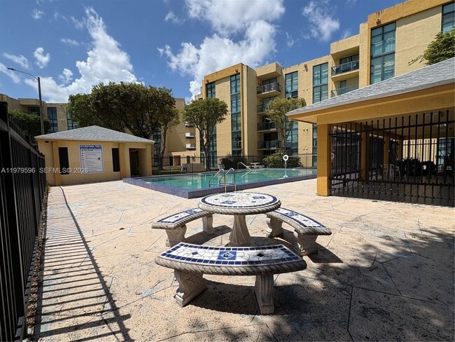 Building Photo - 11800 SW 18th St