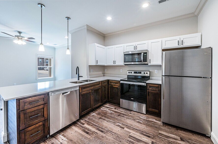 Interior Photo - The Pads at W. Madison