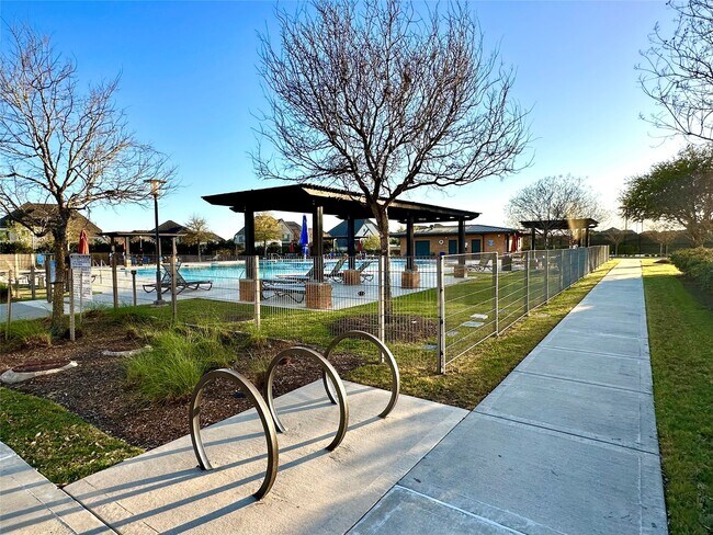 Building Photo - 23106 Tindarey Falls Ln
