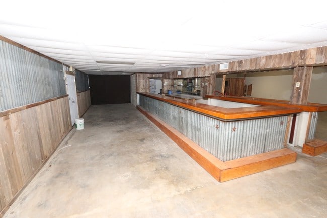 Interior Photo - Hilltop Village