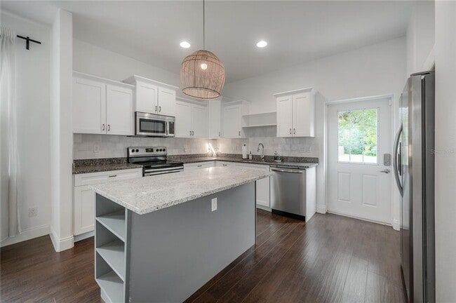 Building Photo - 6503 N 22nd St