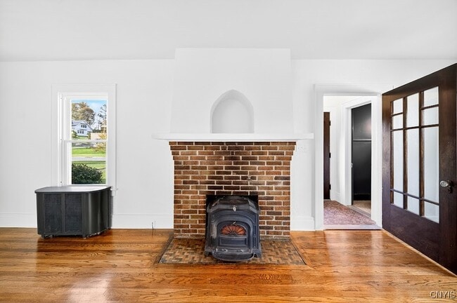 Building Photo - 363 Hickok Ave