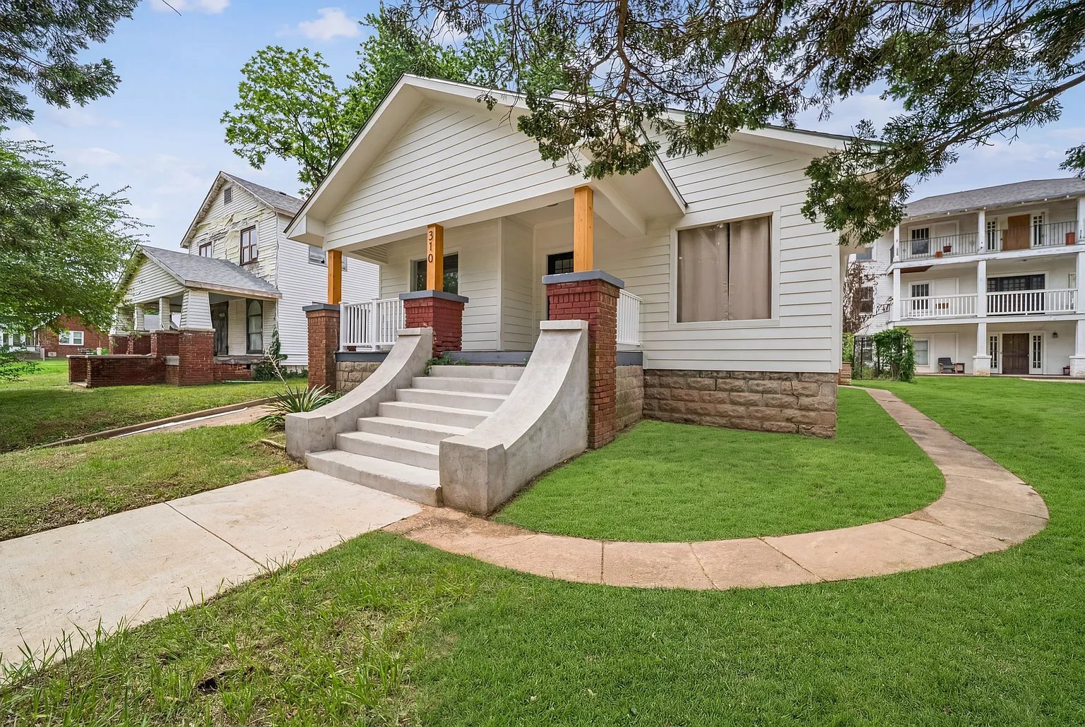 Building Photo - 310 N Rosedale Ave