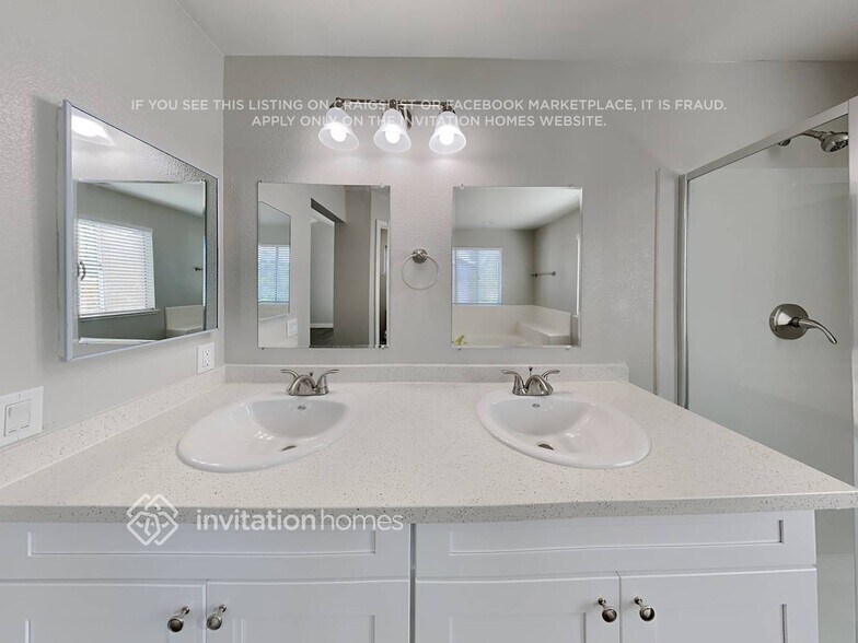 Building Photo - 8532 Brisenbourg Way
