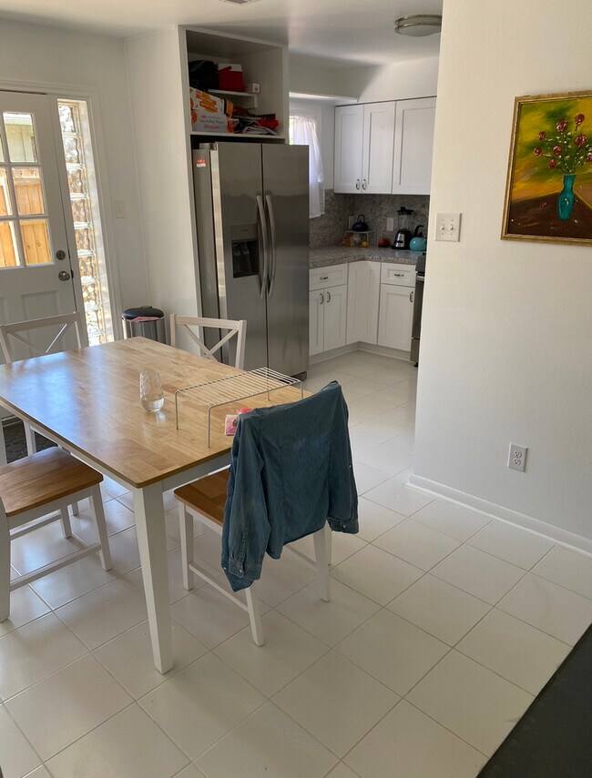 Building Photo - 5303 West Gate Blvd