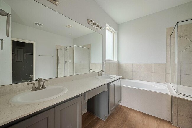 Building Photo - 12714 Birsemore Loch Dr