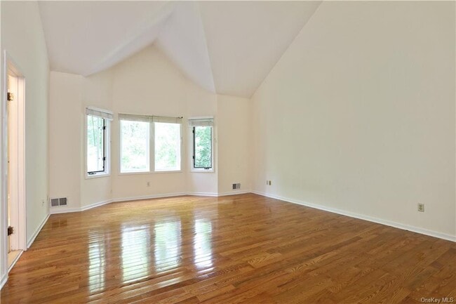 Building Photo - 55 Boulder Ridge Rd