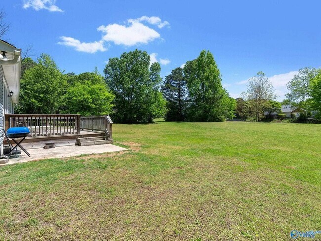 Building Photo - 105 Whisperbrook Cir