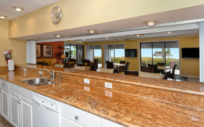 Building Photo - 6019 W Peppertree Way