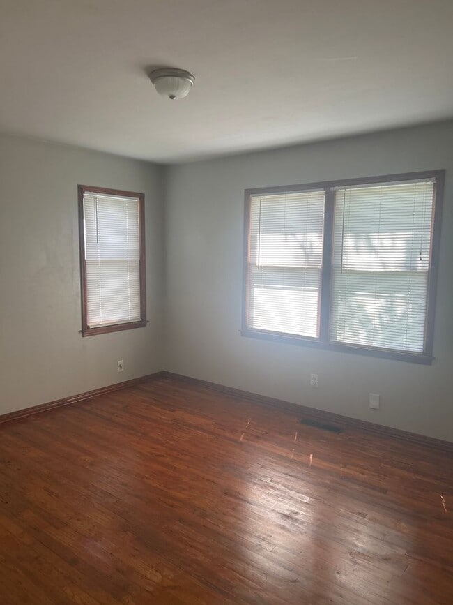 Building Photo - 4428 S Osage St