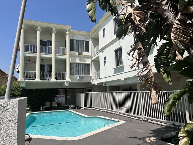 Building Photo - 1417 S Atlantic Blvd