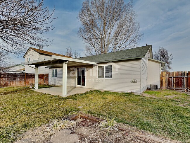 Building Photo - 1149 N Caterpillar Ave