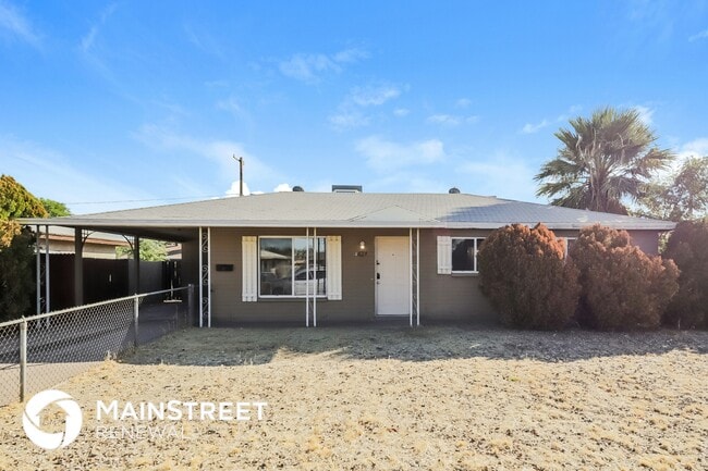 Building Photo - 4627 N 47th Dr