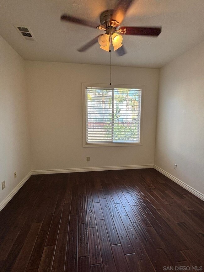 Building Photo - 1612 Picket Fence Dr