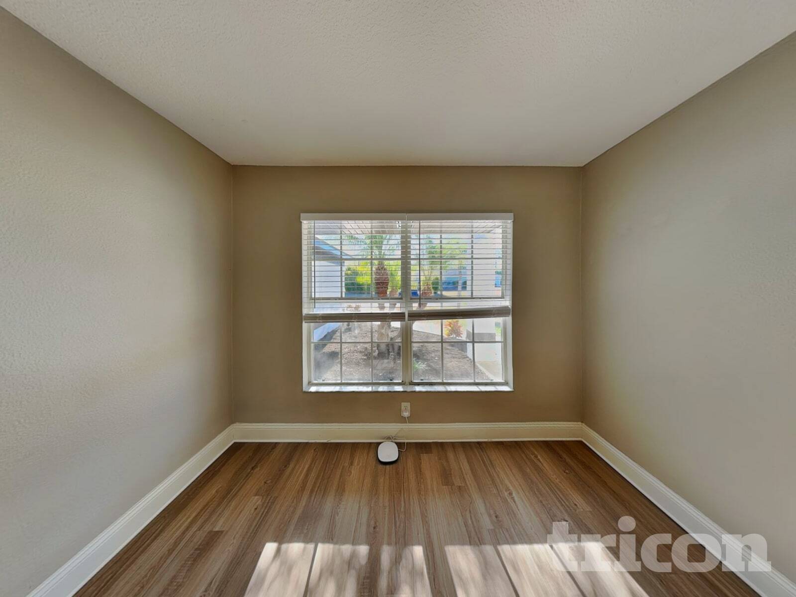 Building Photo - 8606 Lisa Blvd