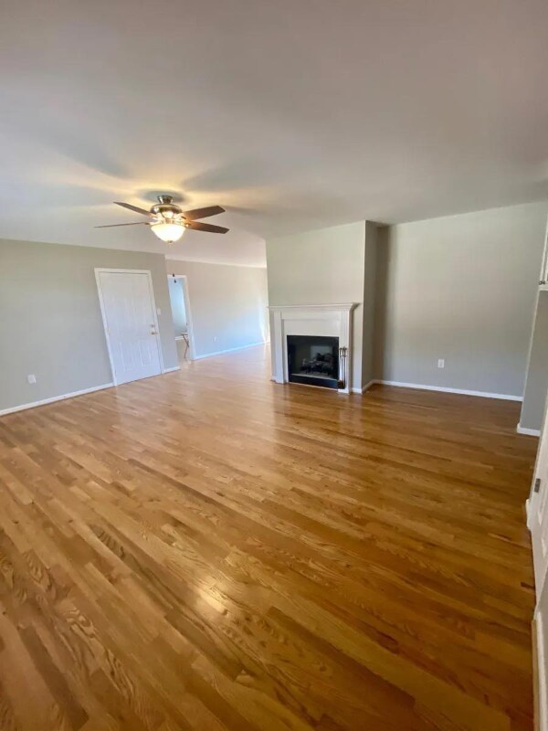 Building Photo - 1328 Hummingbird Dr