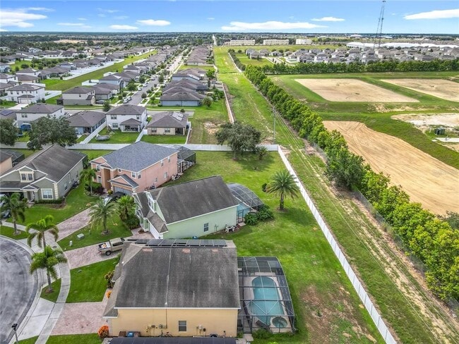 Building Photo - 334 Cadiz Loop