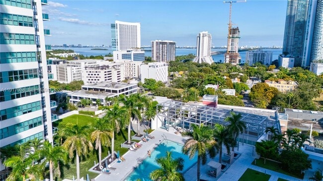 Building Photo - 3301 NE 1st Ave