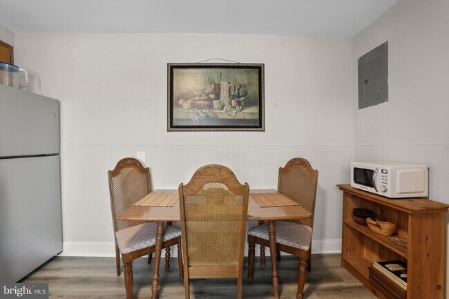 Building Photo - 1900 Princess Anne St