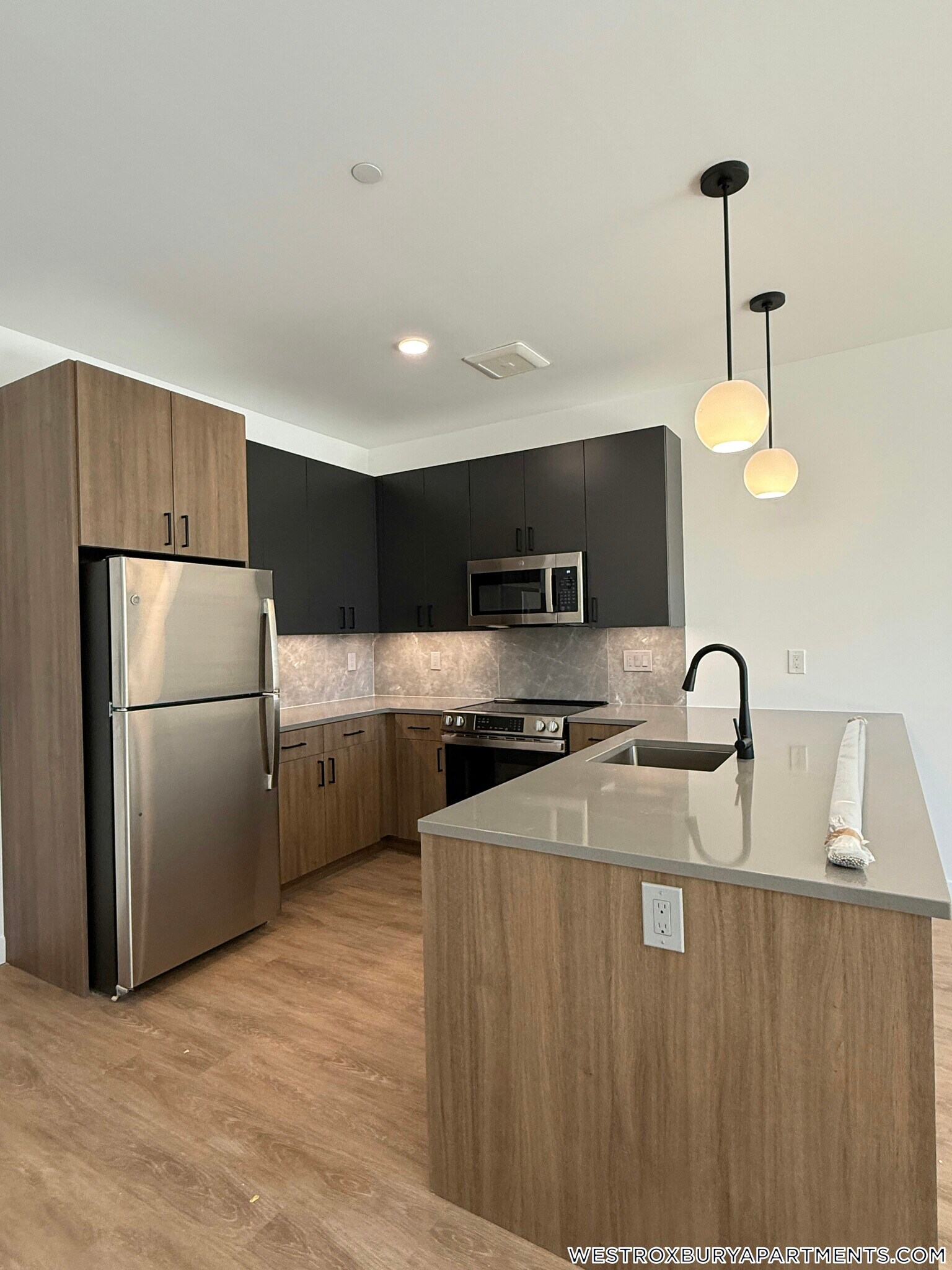 Building Photo - 199 Gardner St