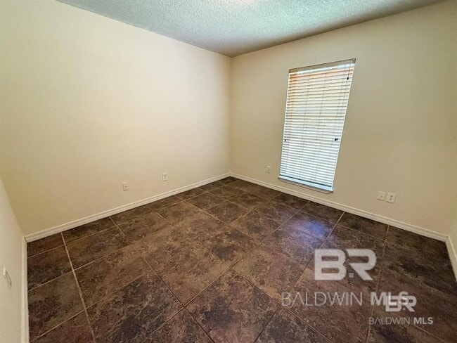 Building Photo - 33701 Rosalia Ave