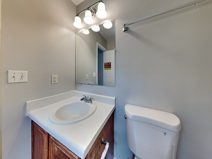 Building Photo - 350 Kimberly Forest Ct