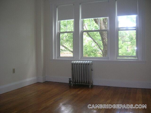 Building Photo - 3 Langdon St