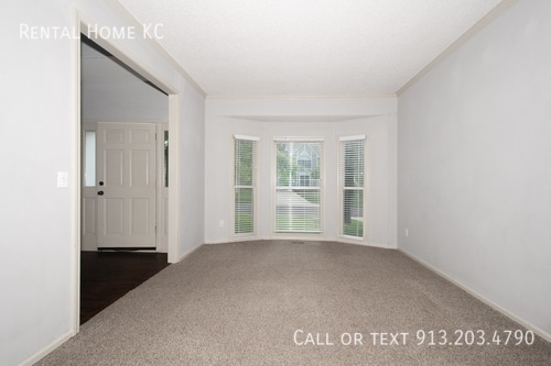 Building Photo - 15715 Beverly Ct