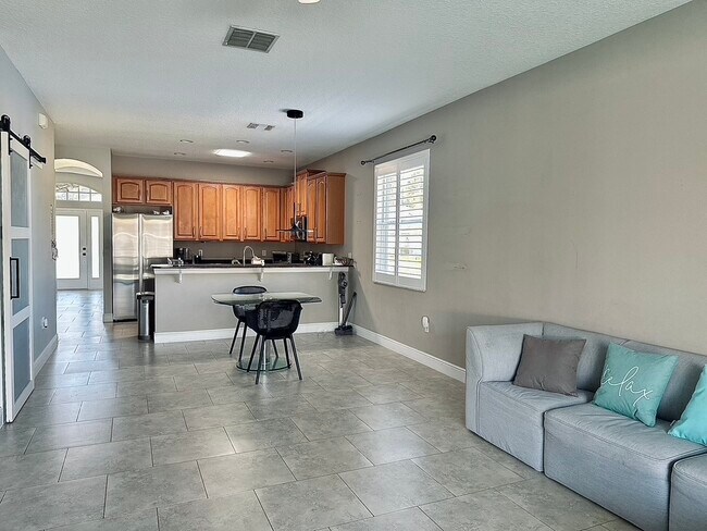 Building Photo - 107 Monroe View Trail