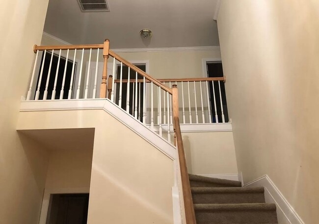 Building Photo - 5 BR/3 Bath in Willow Pointe (Lake Carolina)