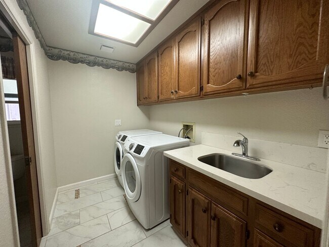 Building Photo - 2601 Bardolino Ln