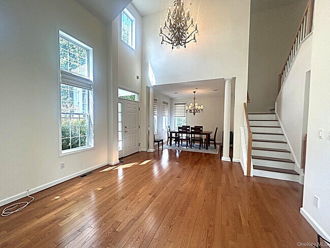 Building Photo - 80 Landmark Ct