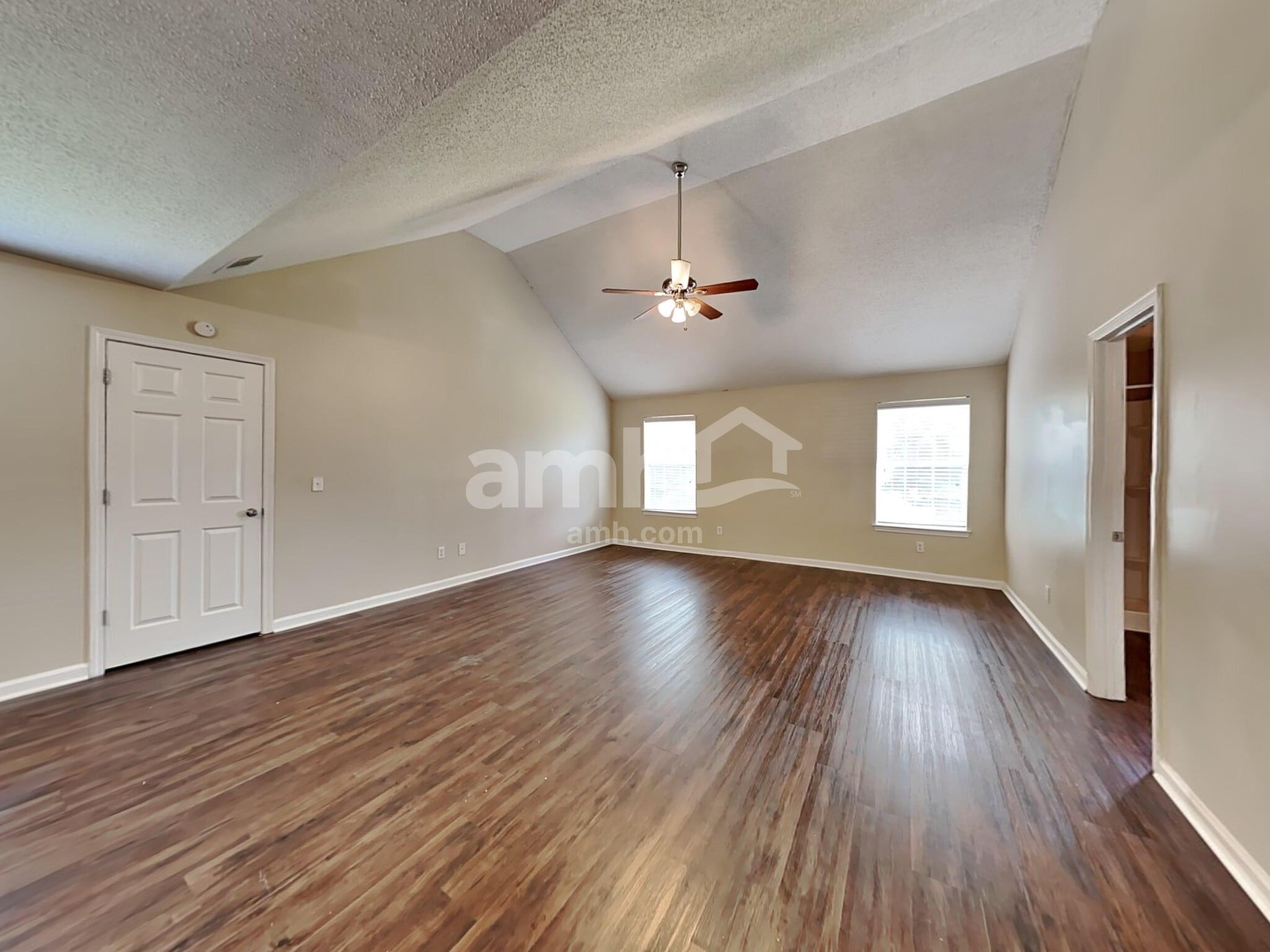 Building Photo - 240 Juliet Dr