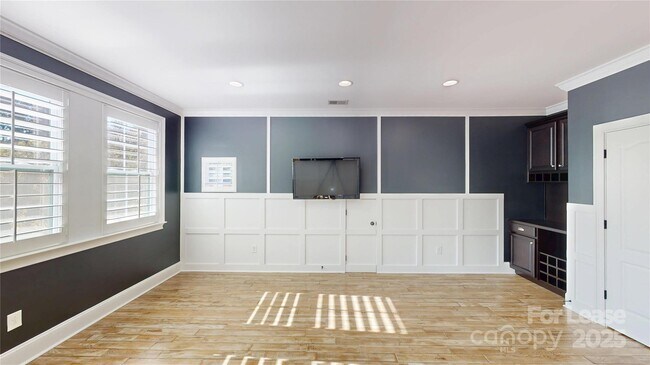 Building Photo - 11052 Preservation Park Dr