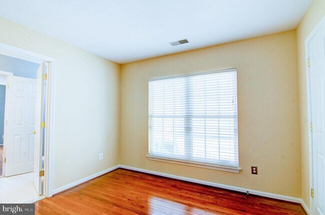 Building Photo - 5861 Governors Hill Dr