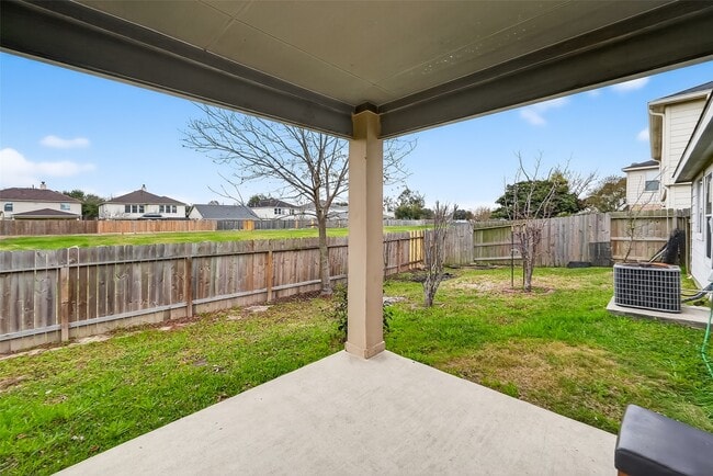 Building Photo - 13410 Blue Swallow Dr