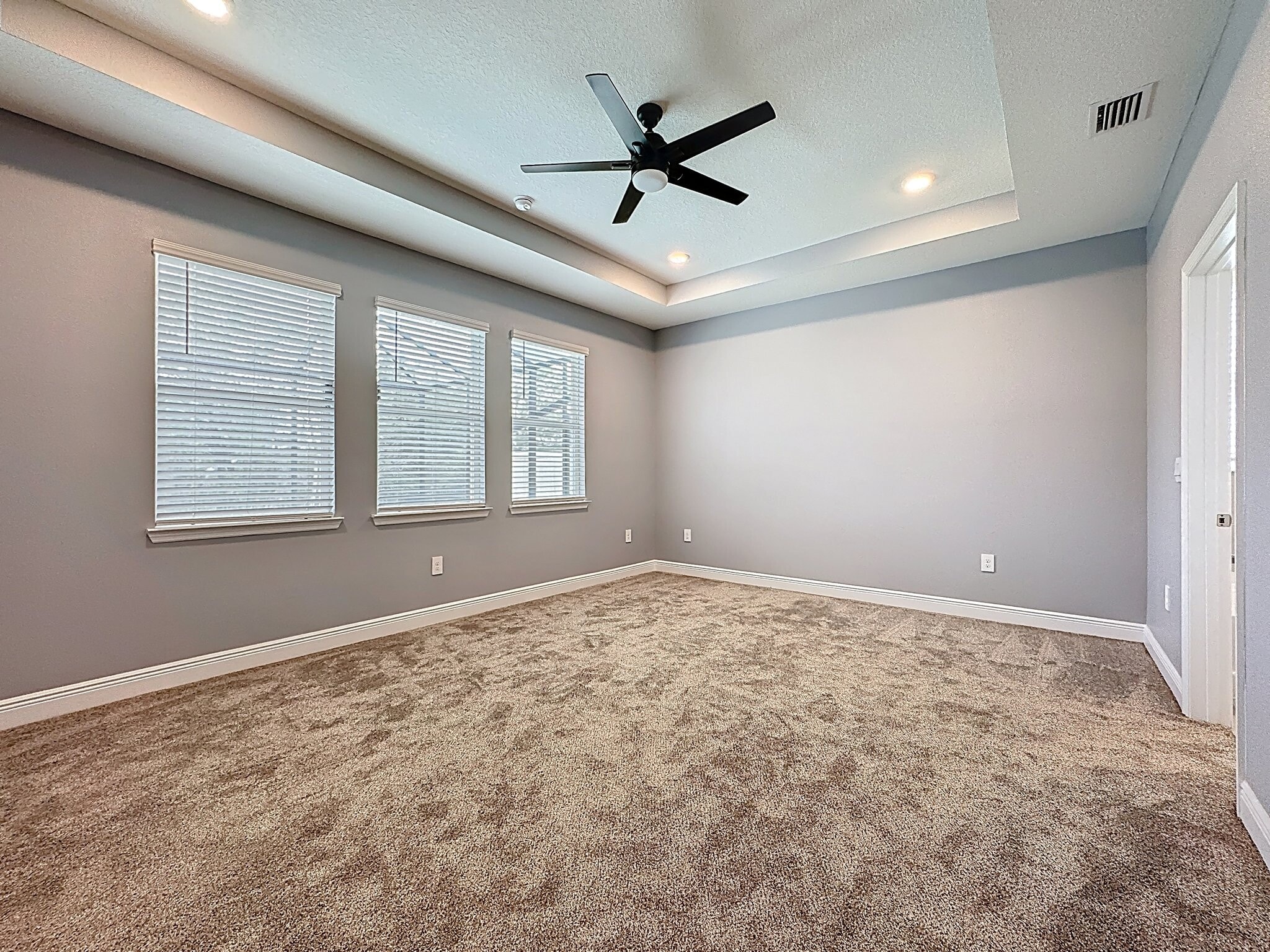 Building Photo - 17535 Cantarina Cove