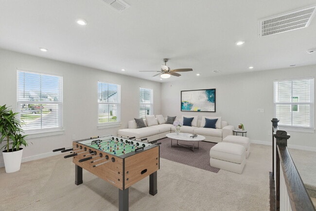 Building Photo - Luxury 5-Bed, 4-Bath Greenville Home in Amenity-Packed Riverstone!