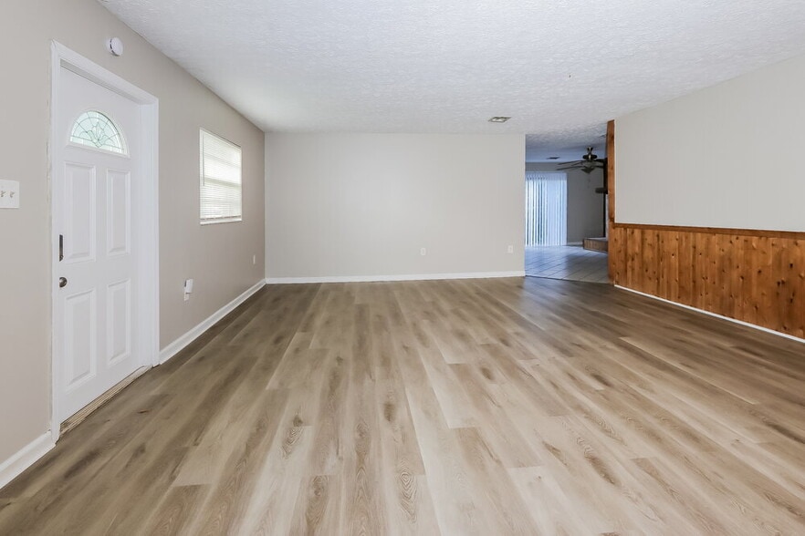 Building Photo - 3114 S 22nd St