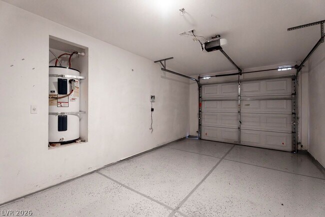 Building Photo - 8217 Diamond Star Ct