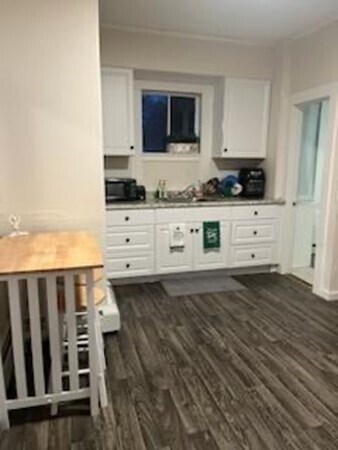 Building Photo - 178 Summer St