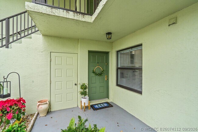 Building Photo - 2001 Sabal Ridge Ct