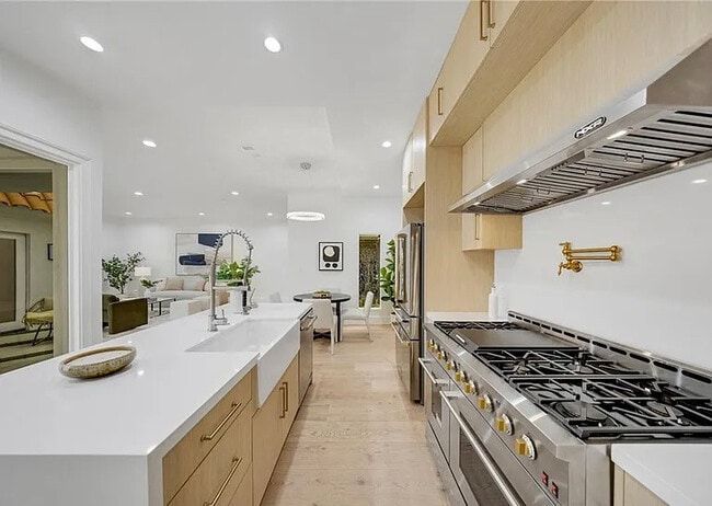 Building Photo - 80 Seton Rd