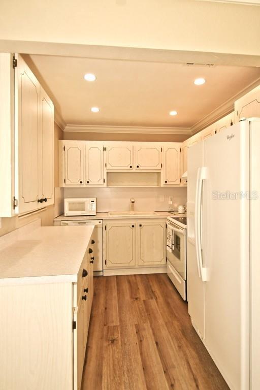 Building Photo - 1811 Bedford Ln
