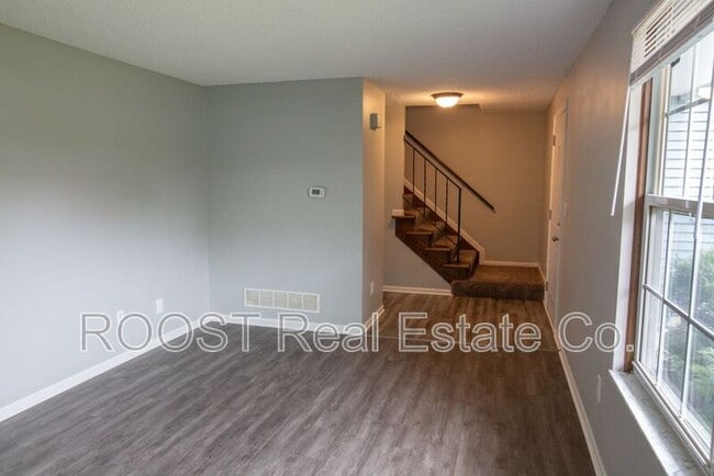 Building Photo - 942 Timothy Dr